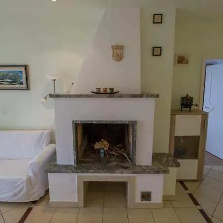 Ivana Apartment *