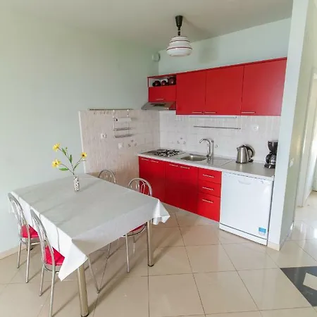 Ivana Apartment *